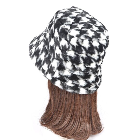 BNWT Houndstooth Print Faux Fur Bucket Hat - Picture 2 of 5